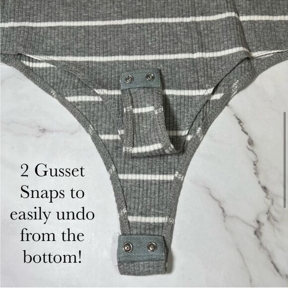 Polagram Gray and White Striped Half Sleeve Bodysuit. Size Medium. - Picture 6 of 14